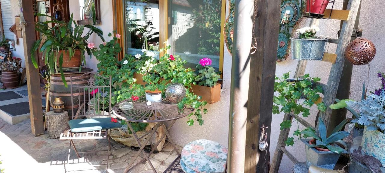 Beim Schlafwandler Daire Karlsbad Dış mekan fotoğraf